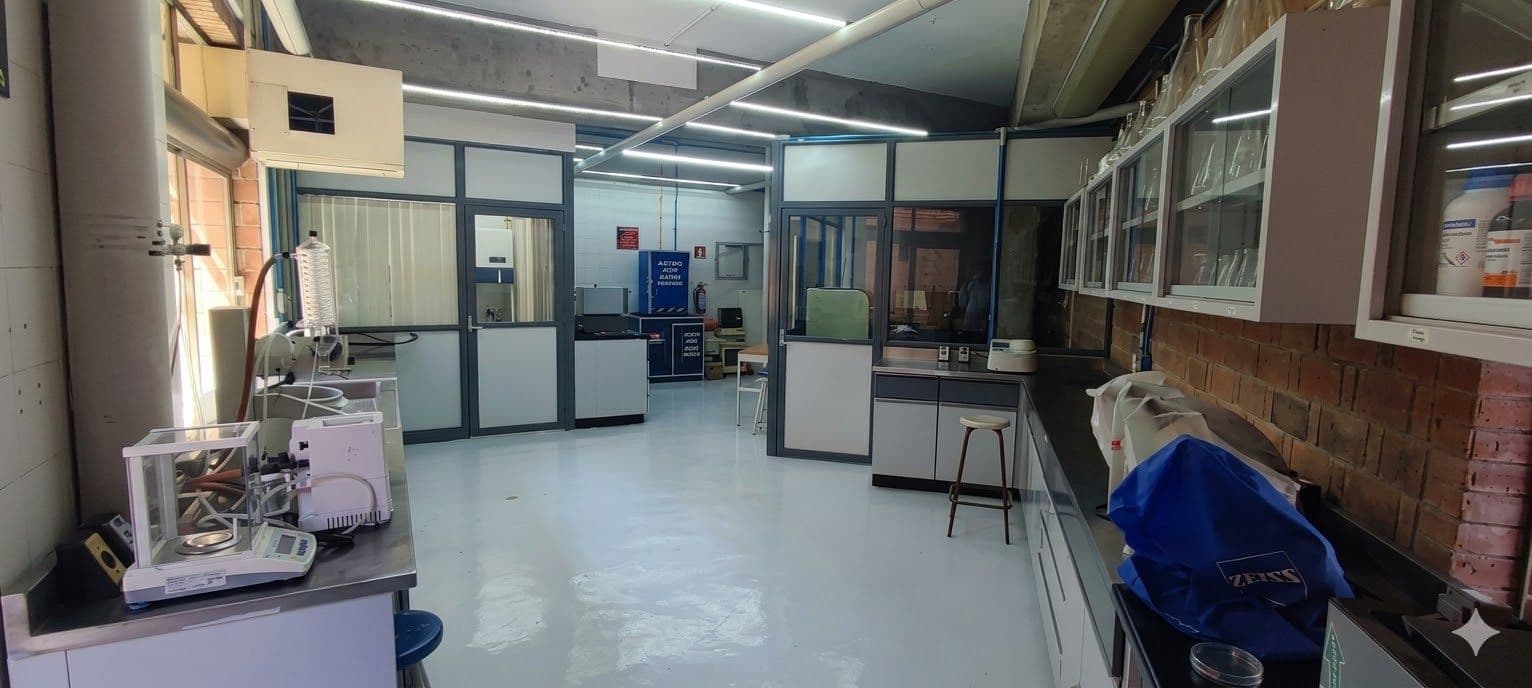 Laboratorio Microbiología Industrial