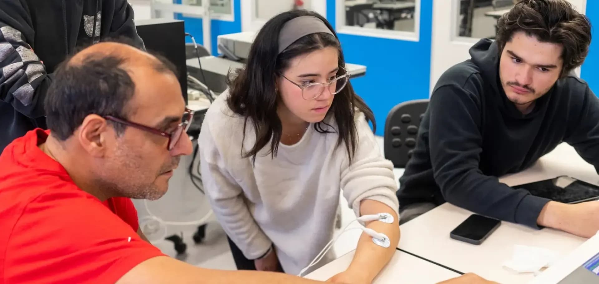Laboratorios de ingeniería electrónica e instrumentación